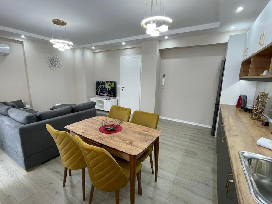 Melody Apartment In كورتشي المظهر الخارجي الصورة