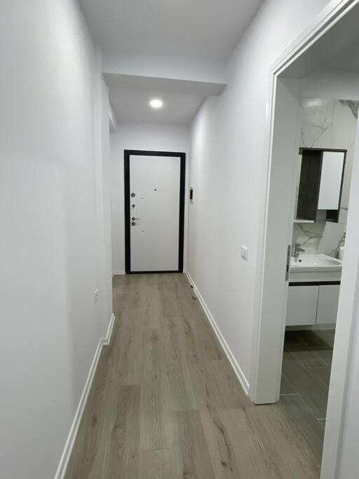 Melody Apartment In كورتشي المظهر الخارجي الصورة